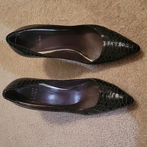 Stuart Weitzman black snake print leather heels 9 S218279